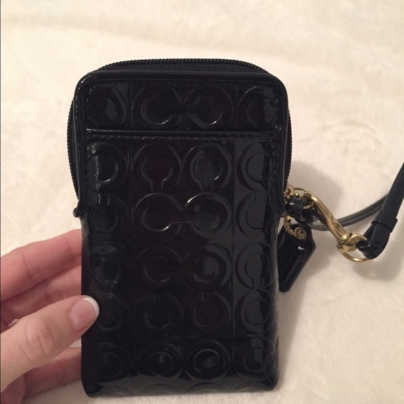 NWOT Authentic Coach Wristlet - Picture 3 of 3
