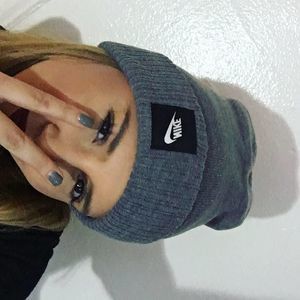 Meet your Posher, Ariel