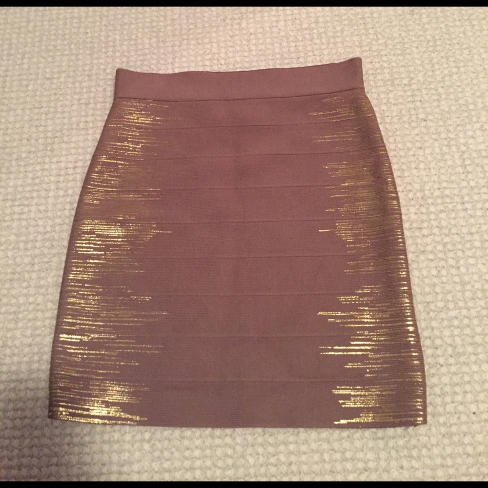 Guess gold skirt