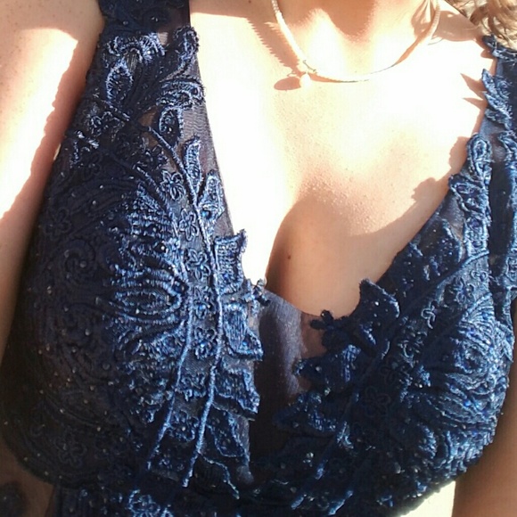 Prom dress - Picture 3 of 3