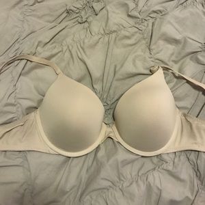 Victoria's Secret pink push up bra