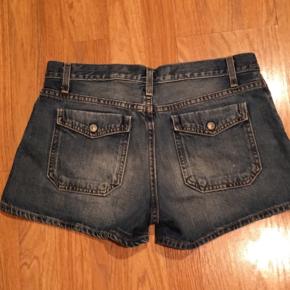 GAP jeans shorts...size 6