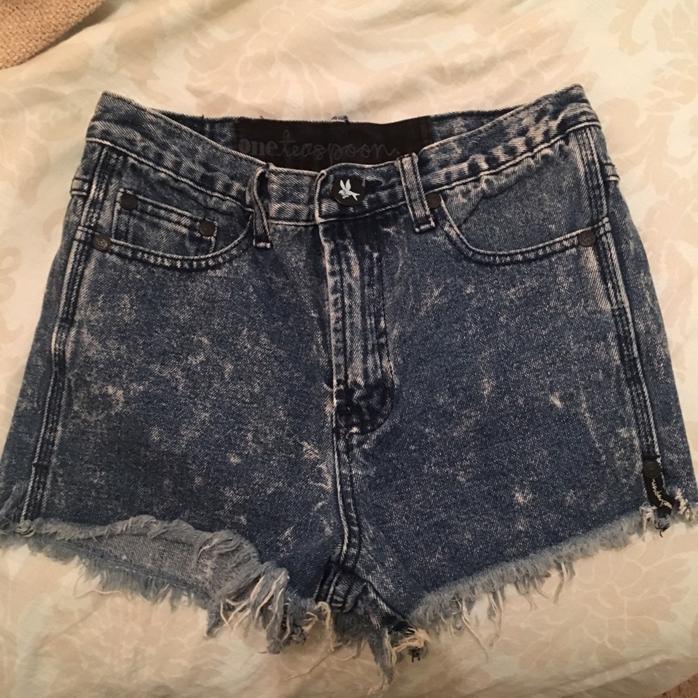 One teaspoon high waisted shorts size 24