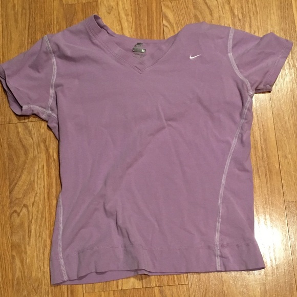 NIKE women's workout shirt...size M - Picture 1 of 4