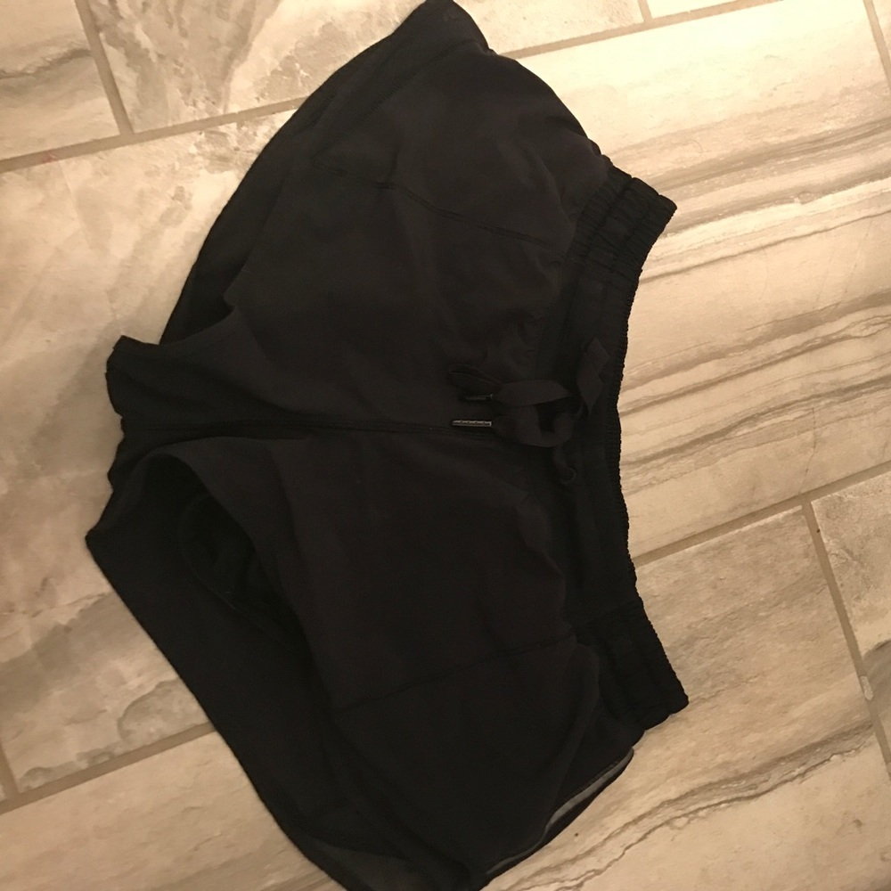 Lululemon athletica hotty hot shorts