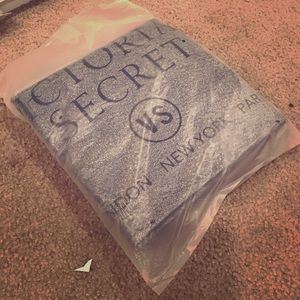 Victoria's Secret rare silver glitter bag new