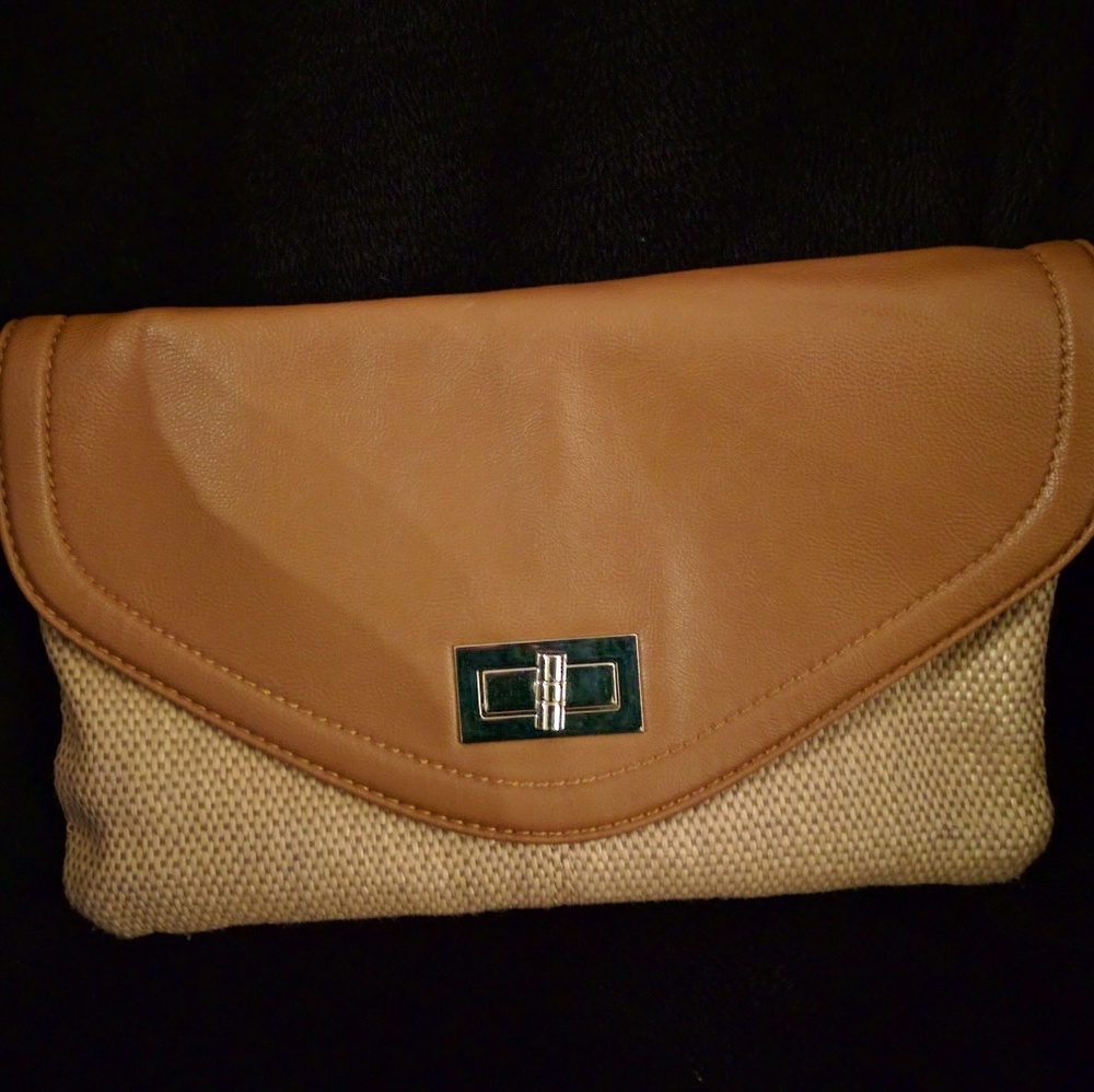 Tan leather purse