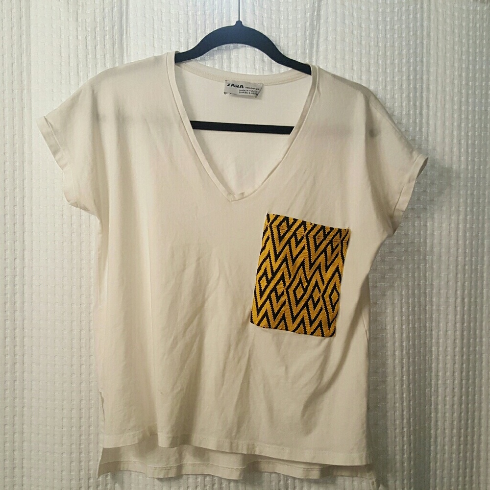 T-shirt with Oversized Pocket
