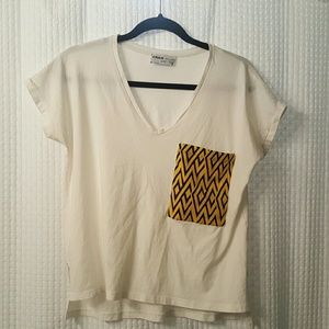 T-shirt with Oversized Pocket