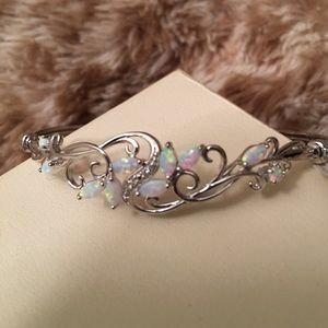 Sterling silver bracelet with opals