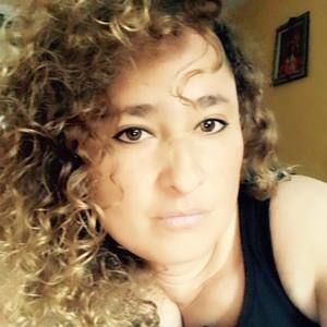 Meet your Posher, Edmee