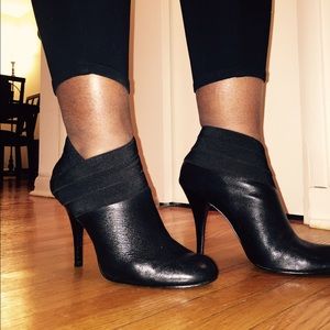 Calvin Klein - Hadrian Ankle Bootie