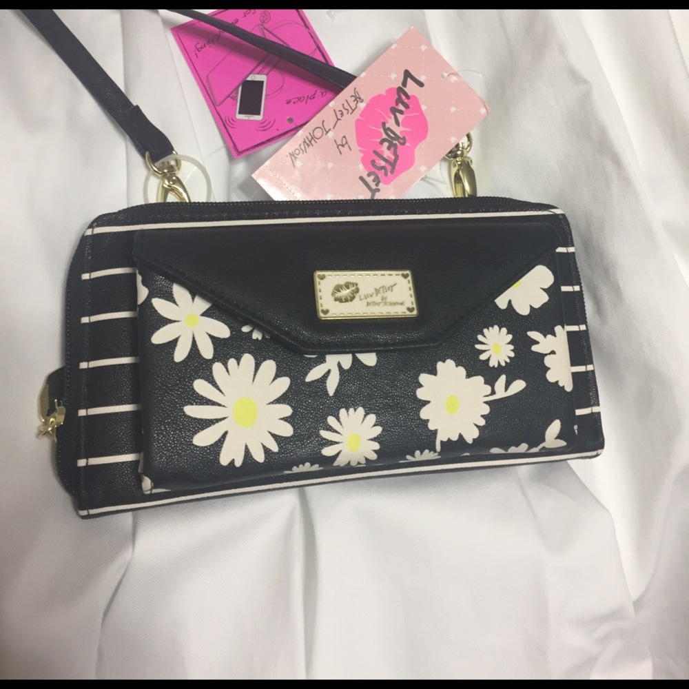 NWT Betsey Johnson Purse