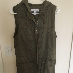 Kenneth Cole Vest