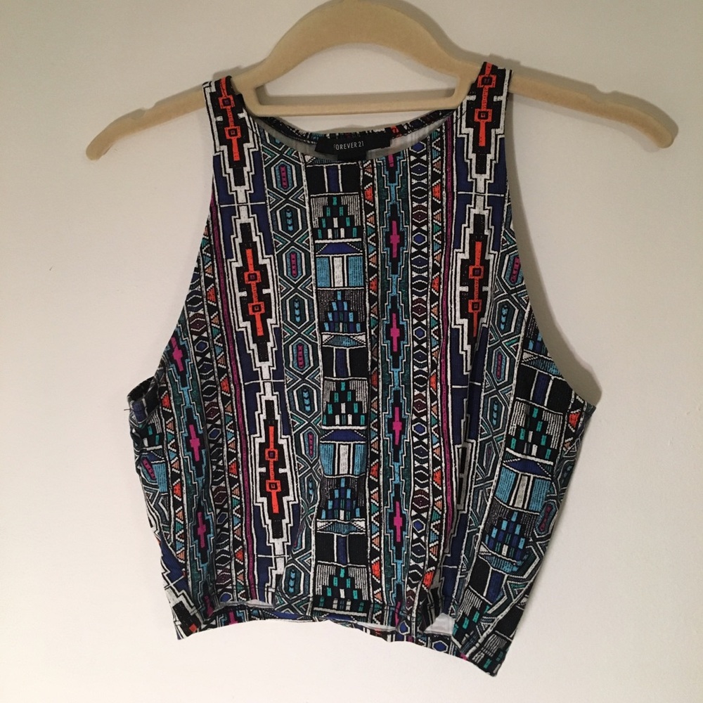 Aztec crop top ☀️