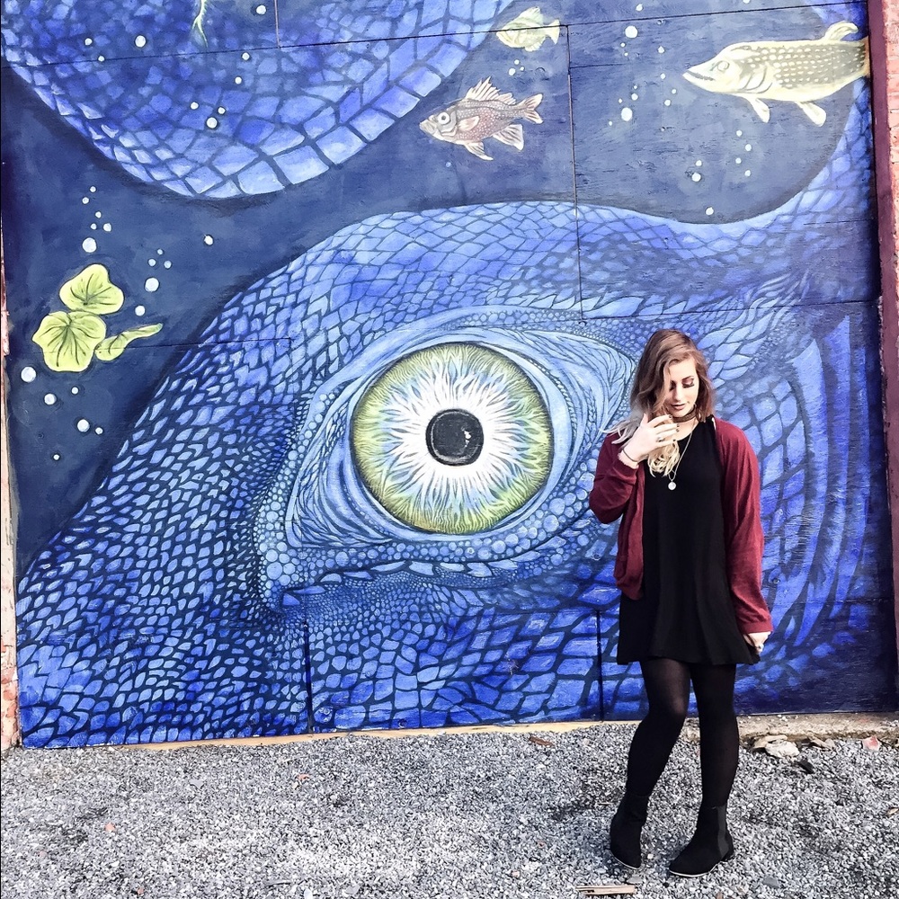 Meet your Posher, Abby