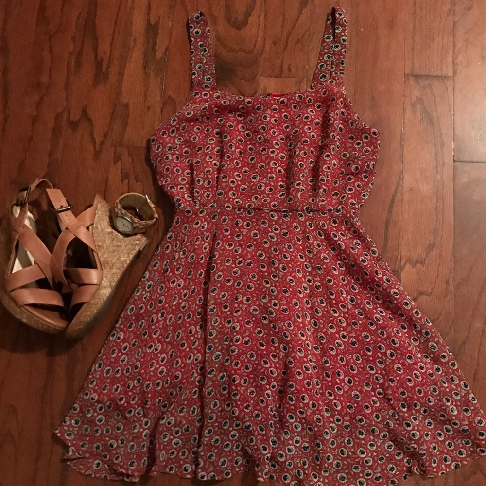flowy floral flare dress