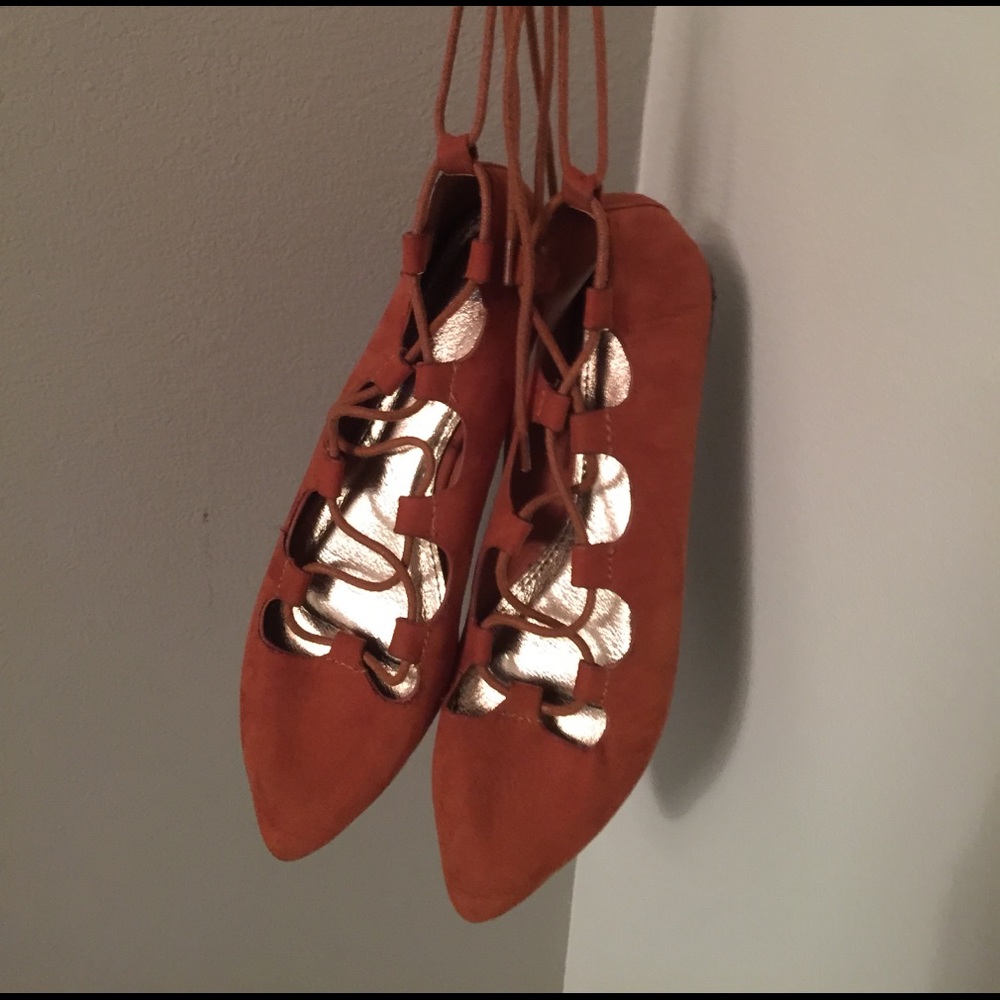 Burnt Orange lace up flats 🍂