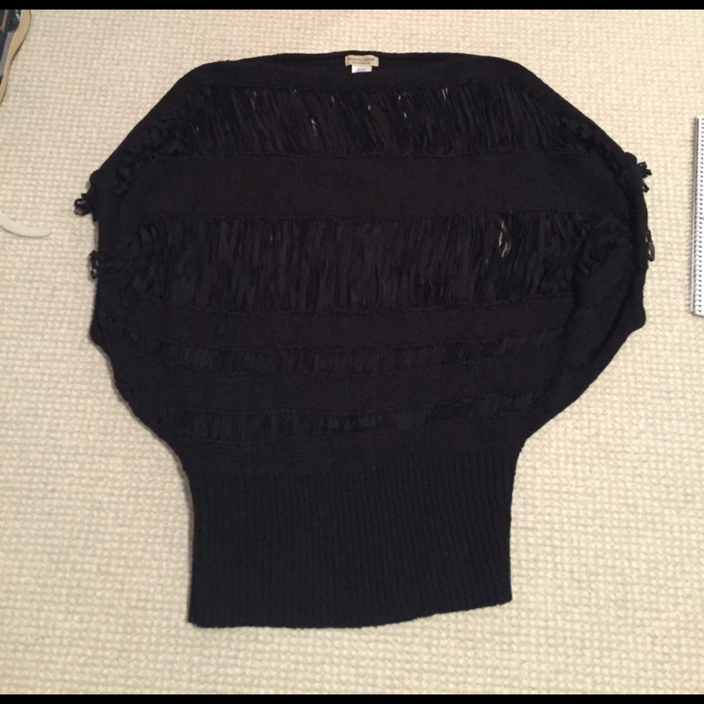 Black short sleeve sweater