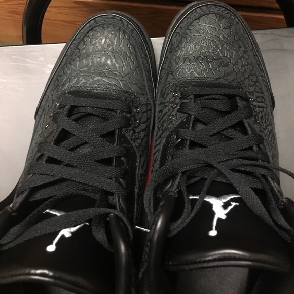 Jordan Retro Black Flip 3 main image 5