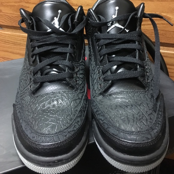 Jordan Retro Black Flip 3