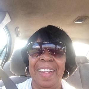 Meet your Posher, Lorenza