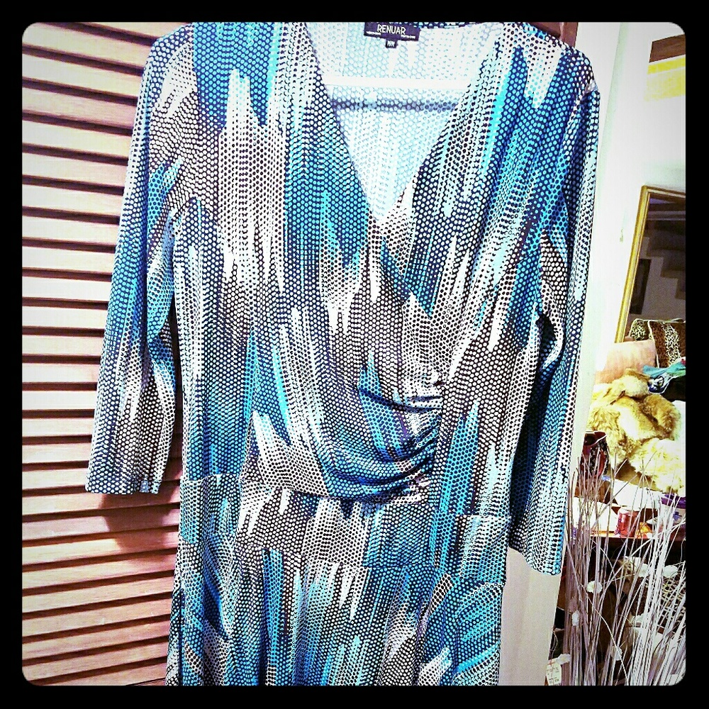 Beautiful dress, ! Gorgeous colors!!