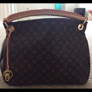 Louis Vuitton Large Artsy Purse