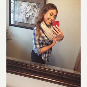 Meet your Posher, Helena