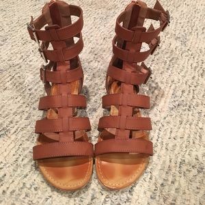 Chestnut gladiator sandals