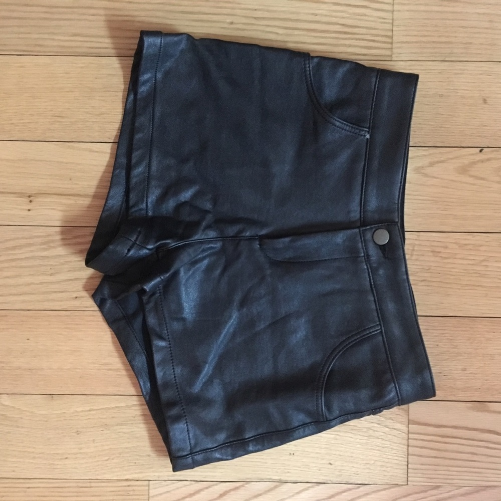 Top Shop Faux Leather Short