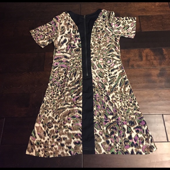 OXMO Colorful Print Dress - Picture 3 of 6