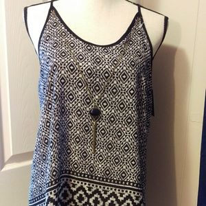 🎆Price dropped!󾓦IZ Byer Tank Top