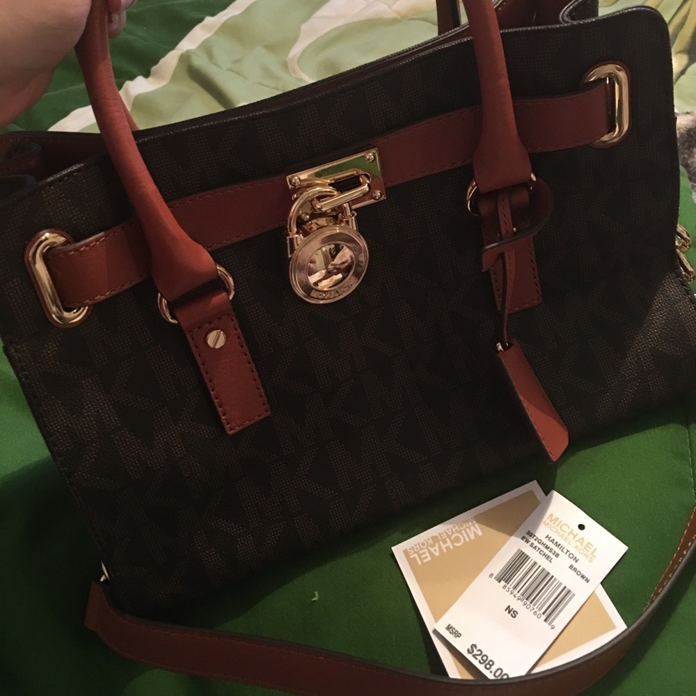 New MK medium hamilton bag