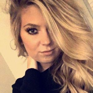 Meet your Posher, Kaitlyn