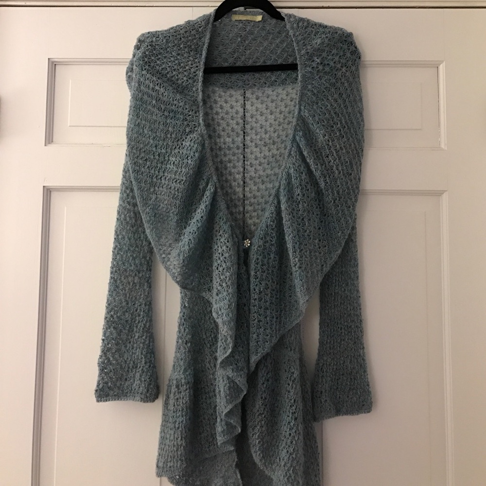 Knit very light sweater