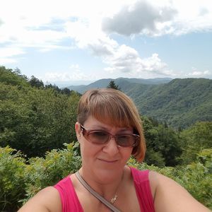 Meet your Posher, Helen