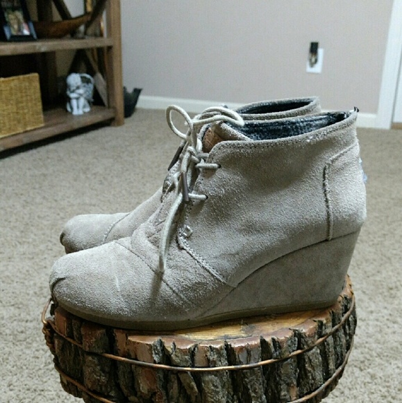 TOMS Shoes - Toms wedge booties