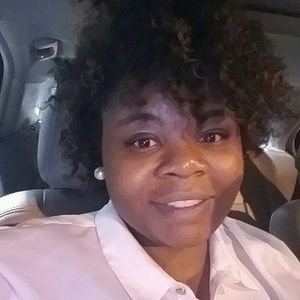 Meet your Posher, Brittney