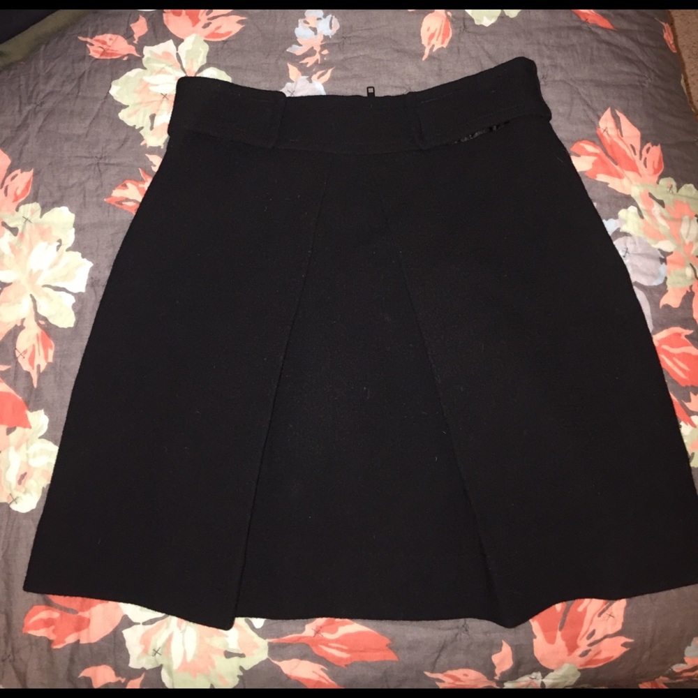 Milly Sz 8  like new black skirt