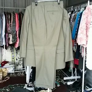 Men's suit Mellow green. Price slashed!!