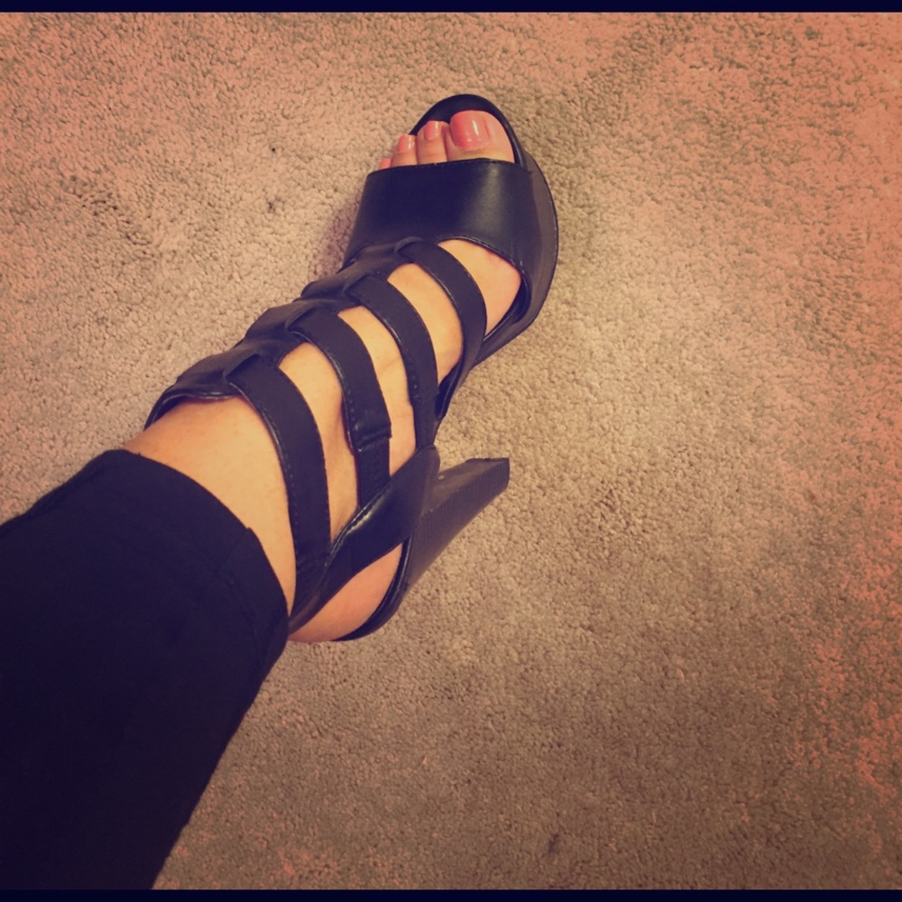 Steve Madden Black Heels