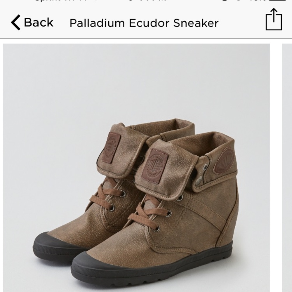 ISO Palladium Ecuador Sneaker!!!!