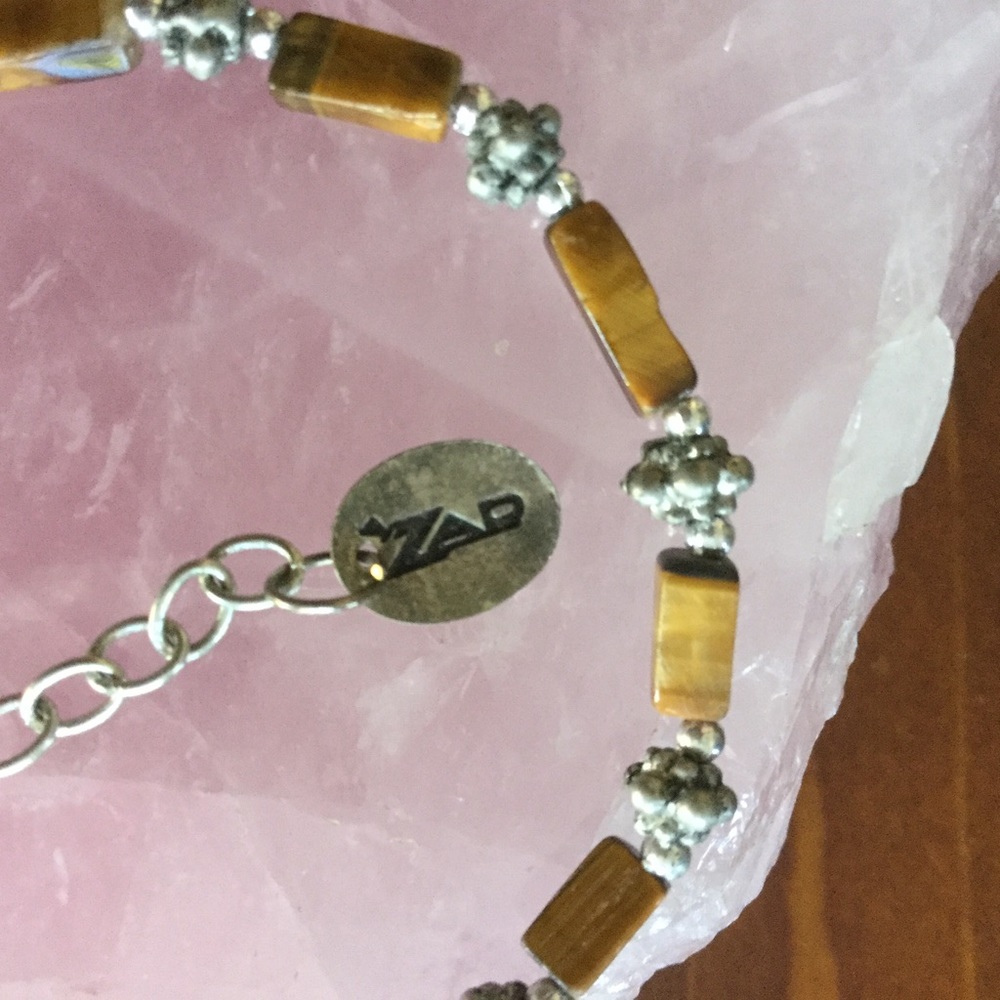 Tiger's Eye Zad Necklace - Picture 3 of 4