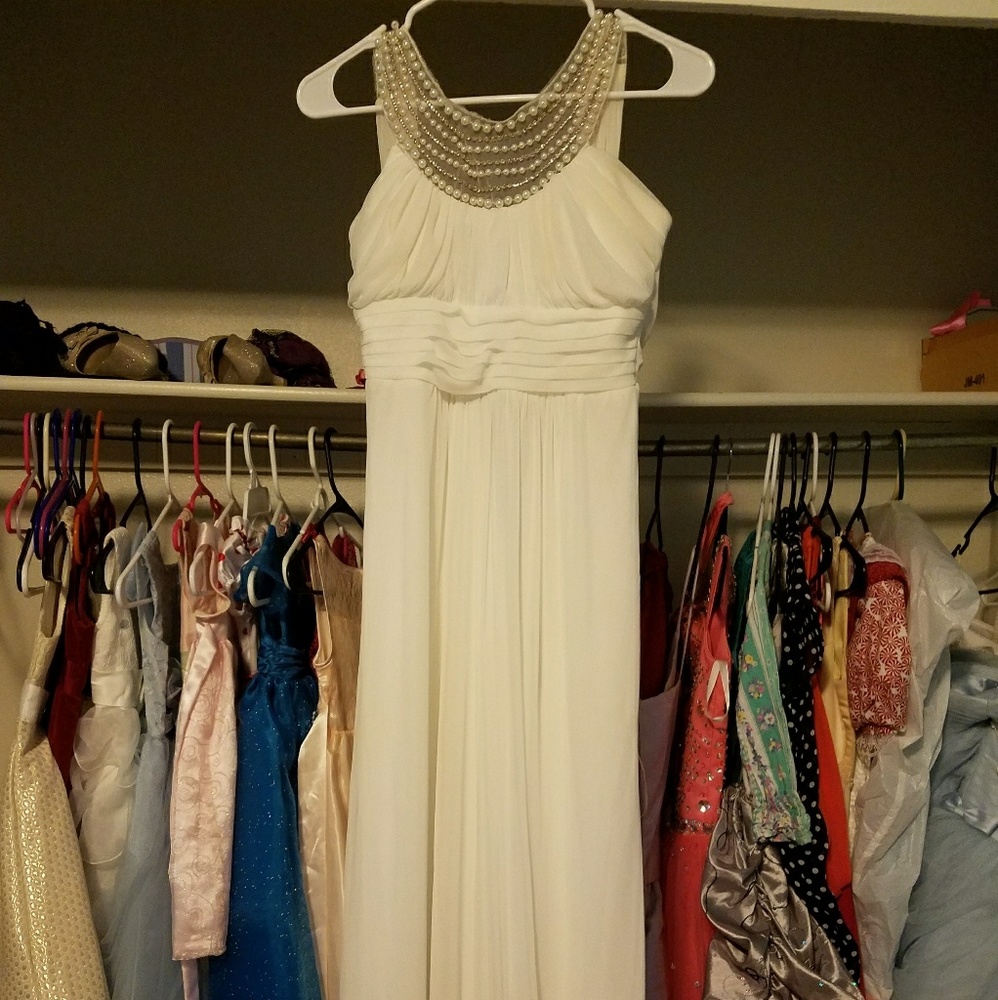 Ivory Grecian formal dress