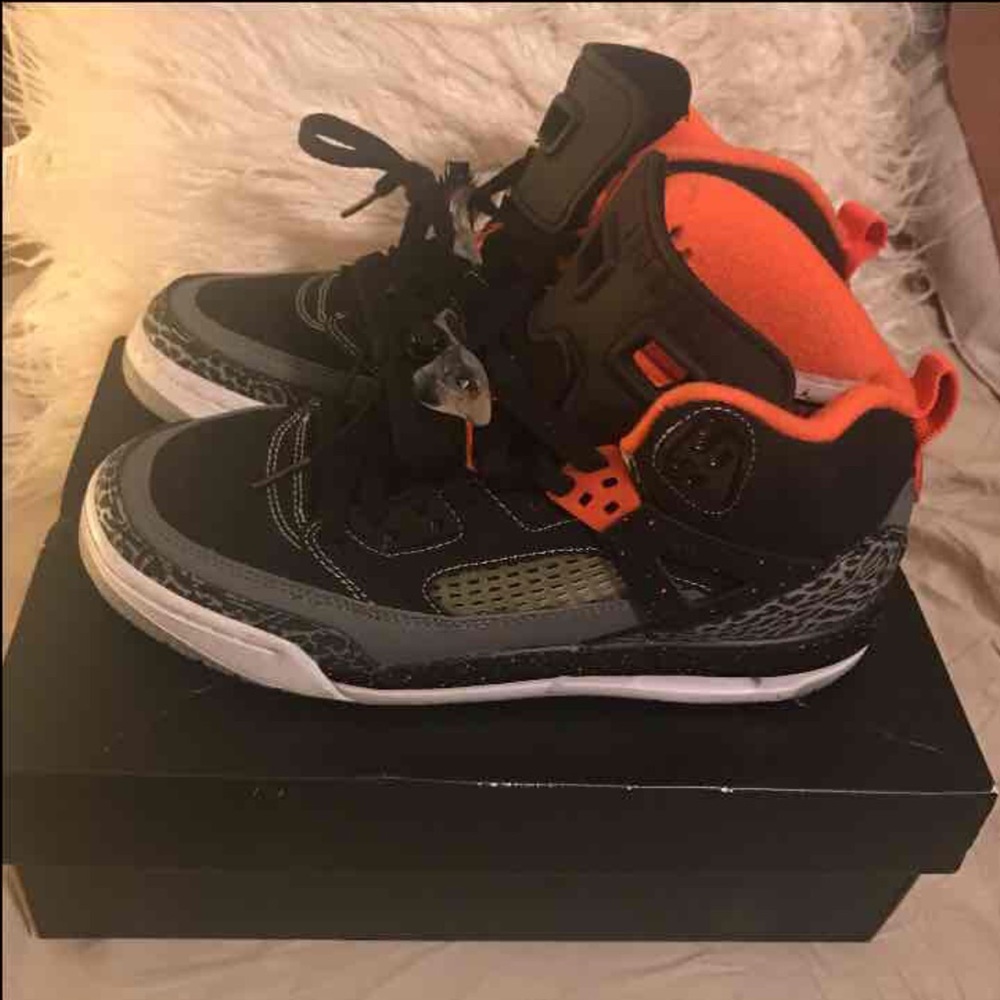 Jordan spizike 6youth
