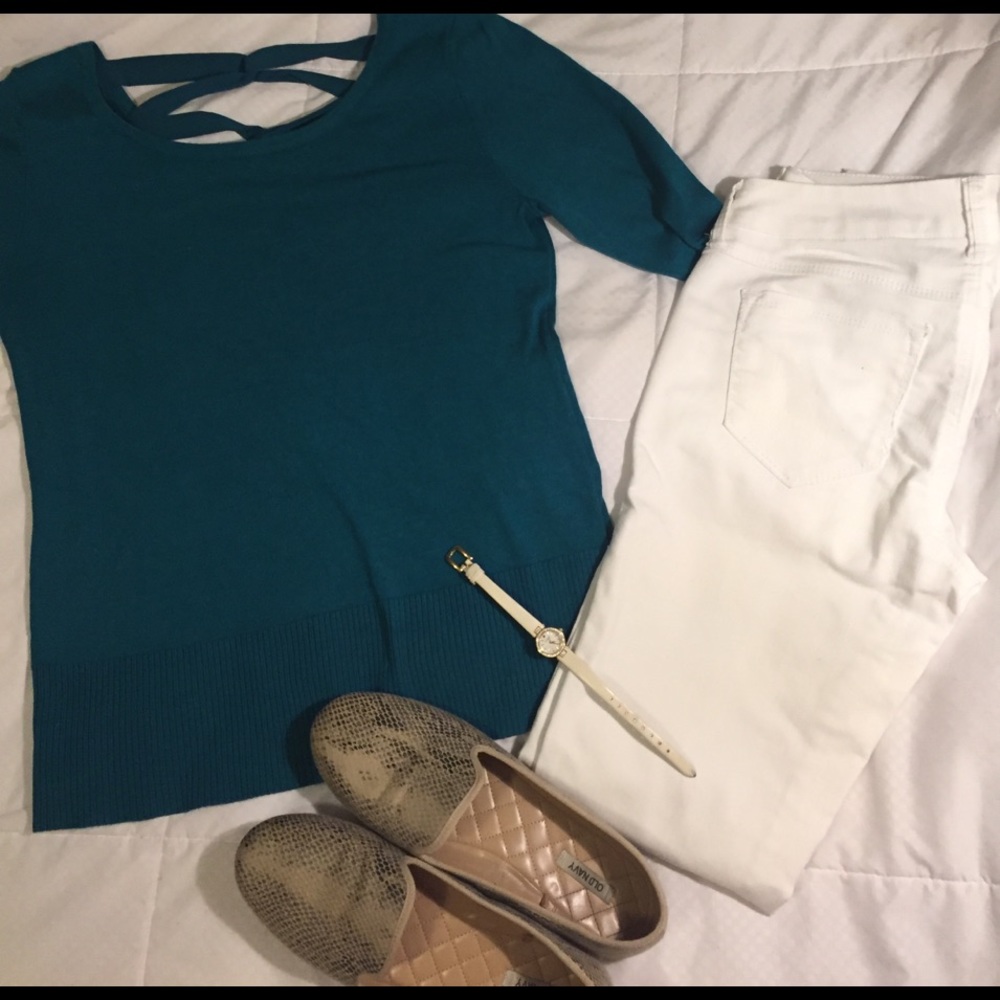 Criss cross back sweater