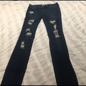 Bullhead black destroyed skinny jeans