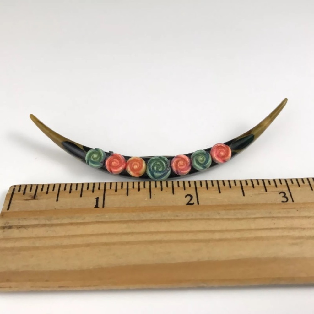 🌸Sold🌸Vintage Celluloid Half Moon Brooch - Picture 3 of 3