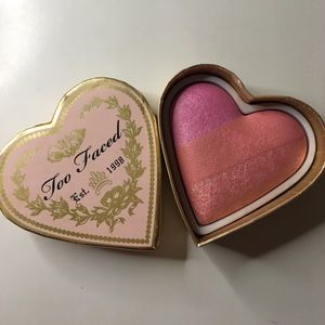 Too Faced Sweet Hearts Blush in Candy Glow
